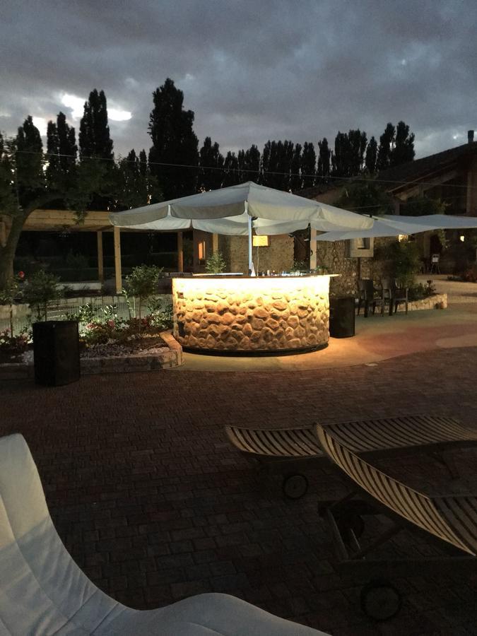 Golf Club Le Vigne Pernottamento Villafranca di Verona Exterior photo