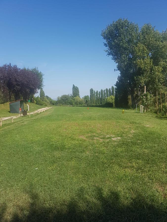 Golf Club Le Vigne Pernottamento Villafranca di Verona Exterior photo